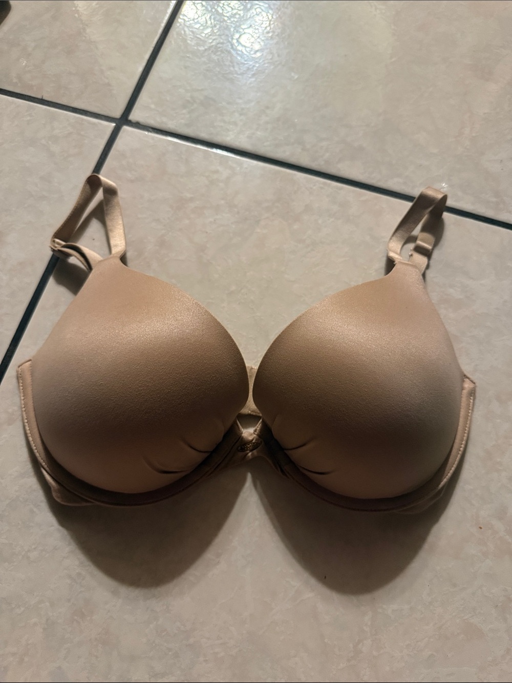 Victoria's Secret Light Beige Fabulous Collection push up Bra